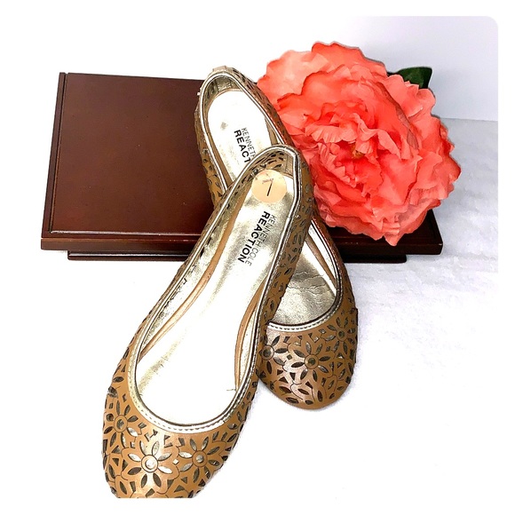🔴 Kenneth Cole Reaction carved ballet flats - Picture 2 of 7